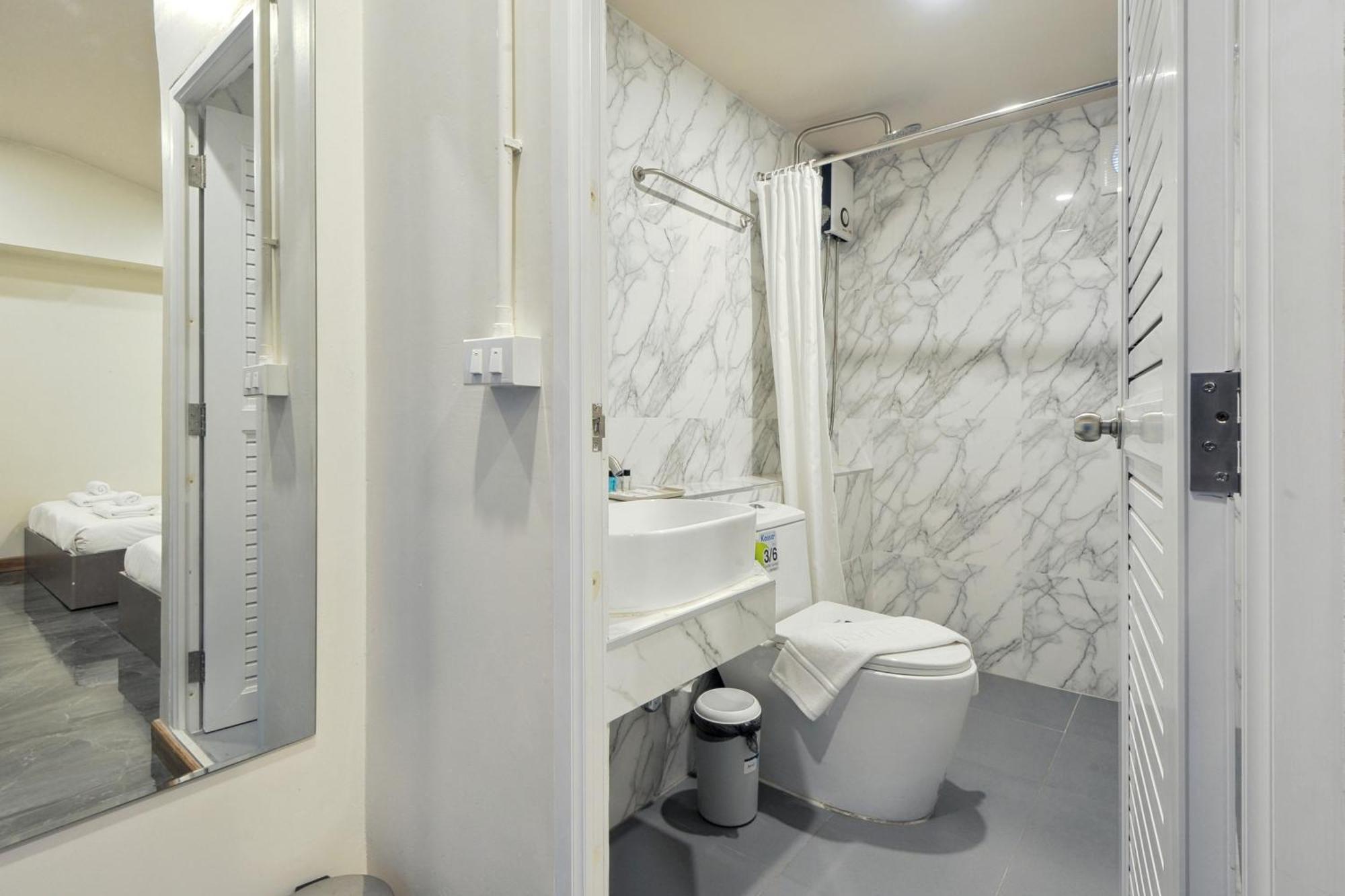 Ployburi Boutique Hotel Chanthaburi Ngoại thất bức ảnh
