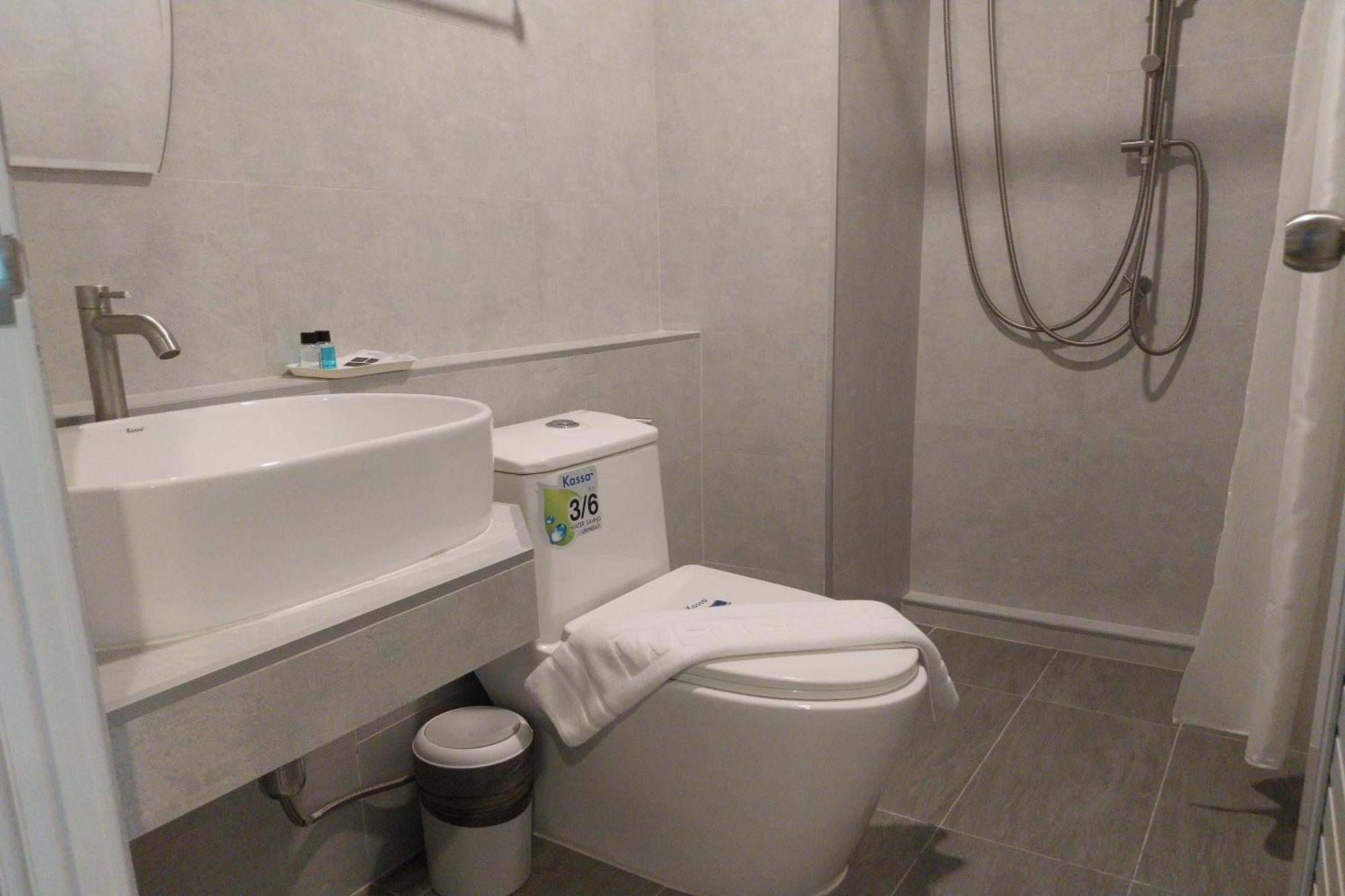 Ployburi Boutique Hotel Chanthaburi Ngoại thất bức ảnh