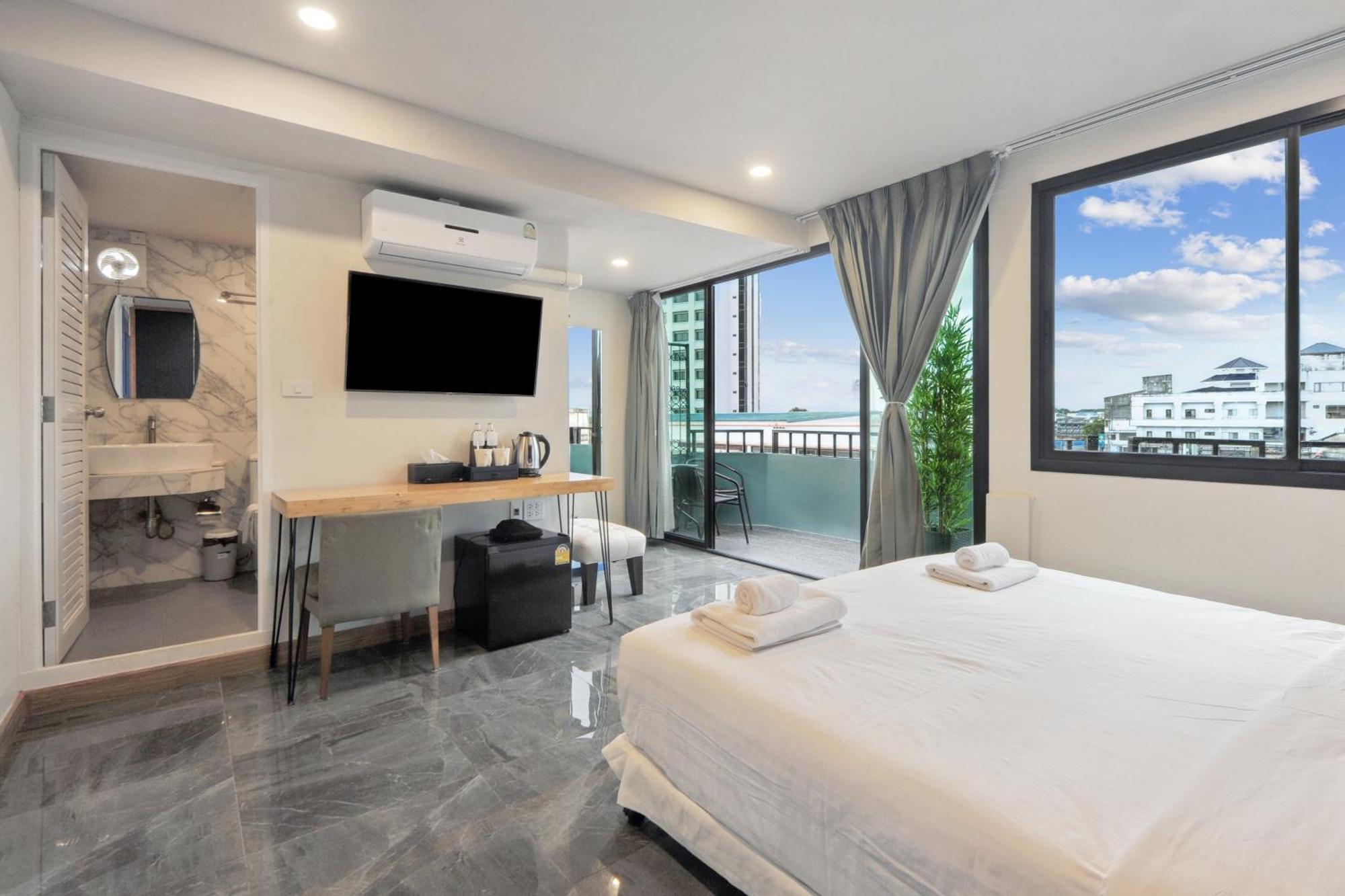 Ployburi Boutique Hotel Chanthaburi Ngoại thất bức ảnh