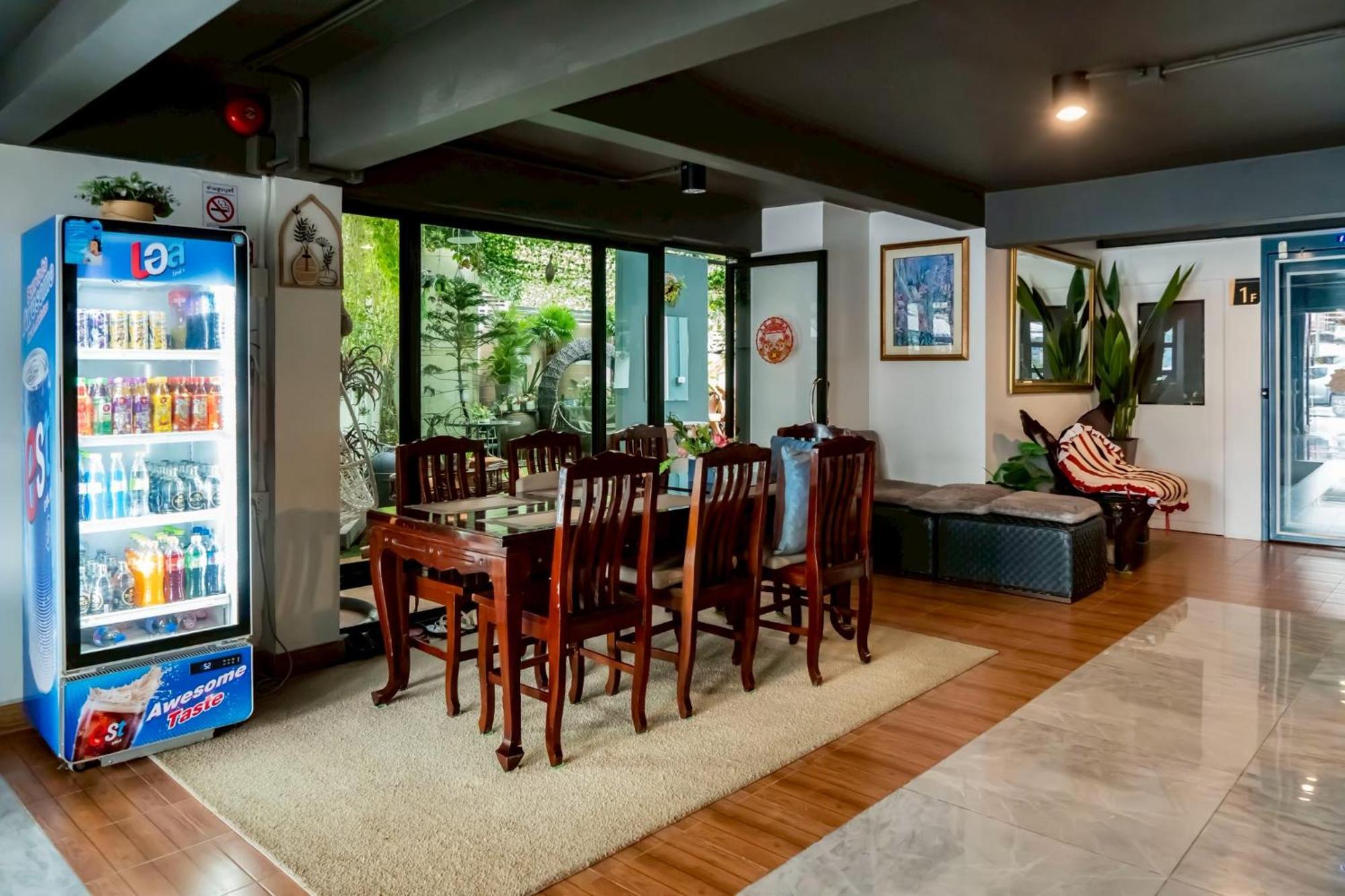 Ployburi Boutique Hotel Chanthaburi Ngoại thất bức ảnh