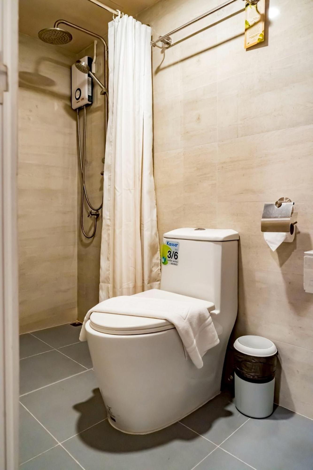 Ployburi Boutique Hotel Chanthaburi Ngoại thất bức ảnh